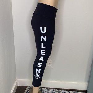 Lululemon crop pants leggings 4 black